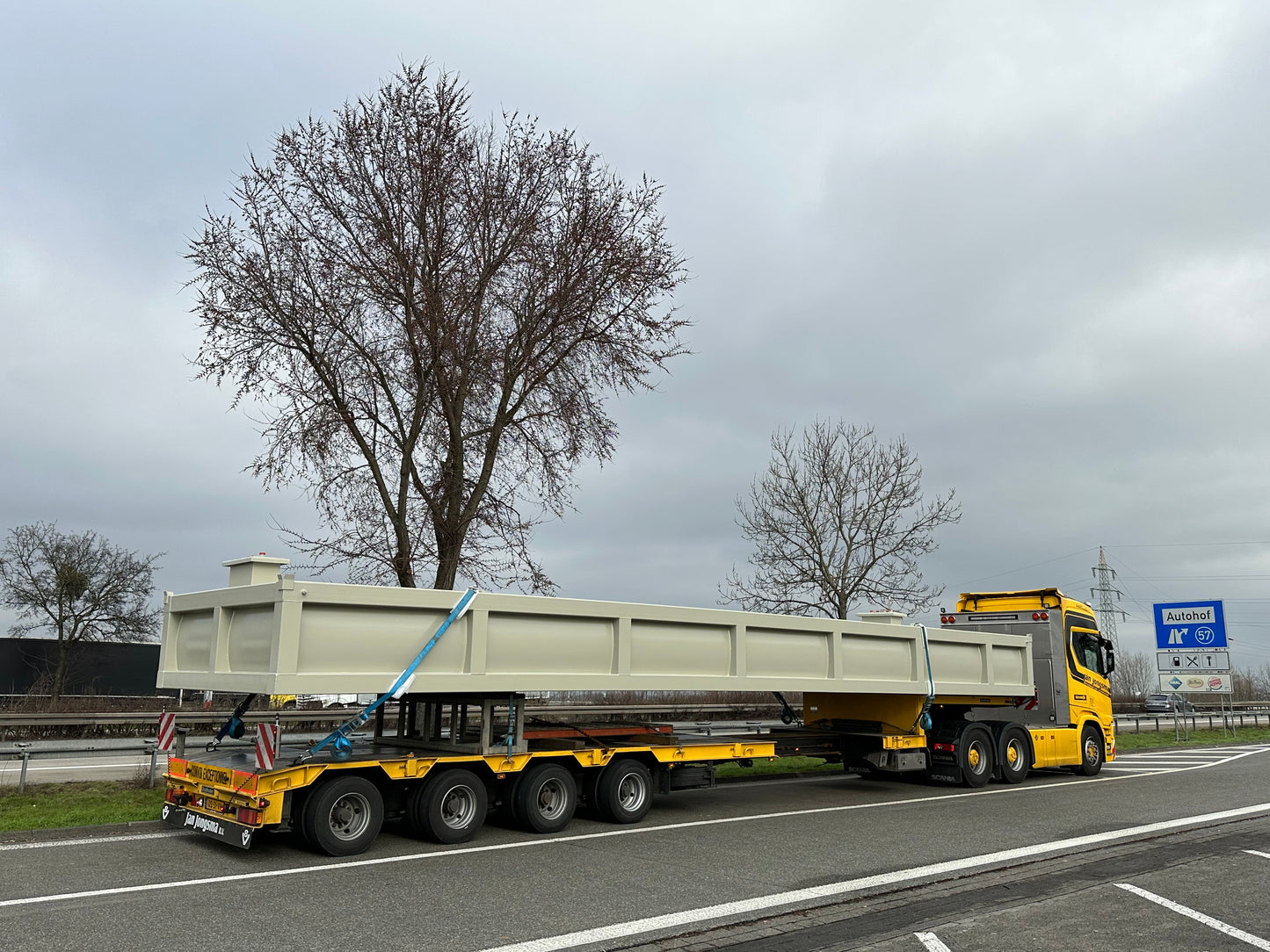 BellyTanks - Specialtillverkad containertank